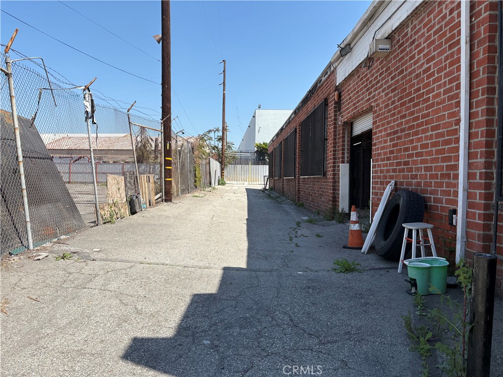 3619 Medford Street Property Photo 13