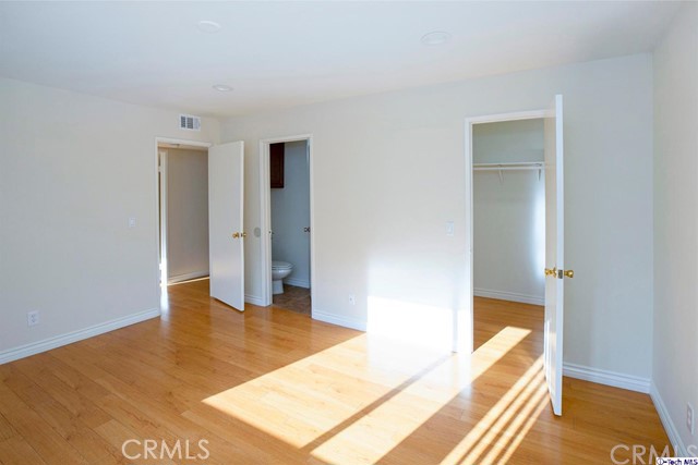 330 Cameron Place 4 Property Photo 24