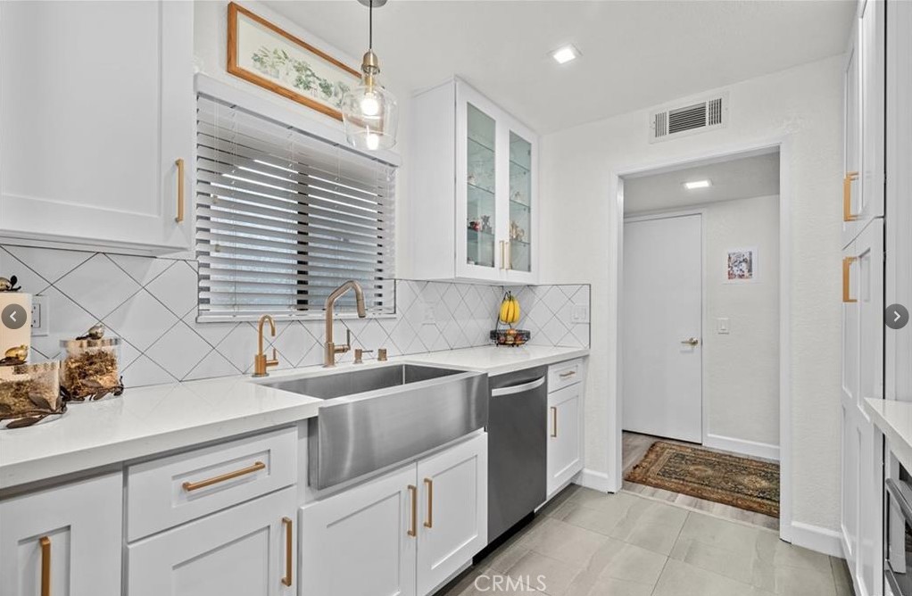 1304 Stanley Avenue 2