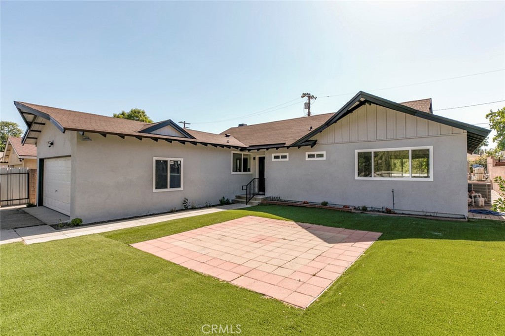 11127 Monogram Avenue Property Photo 1