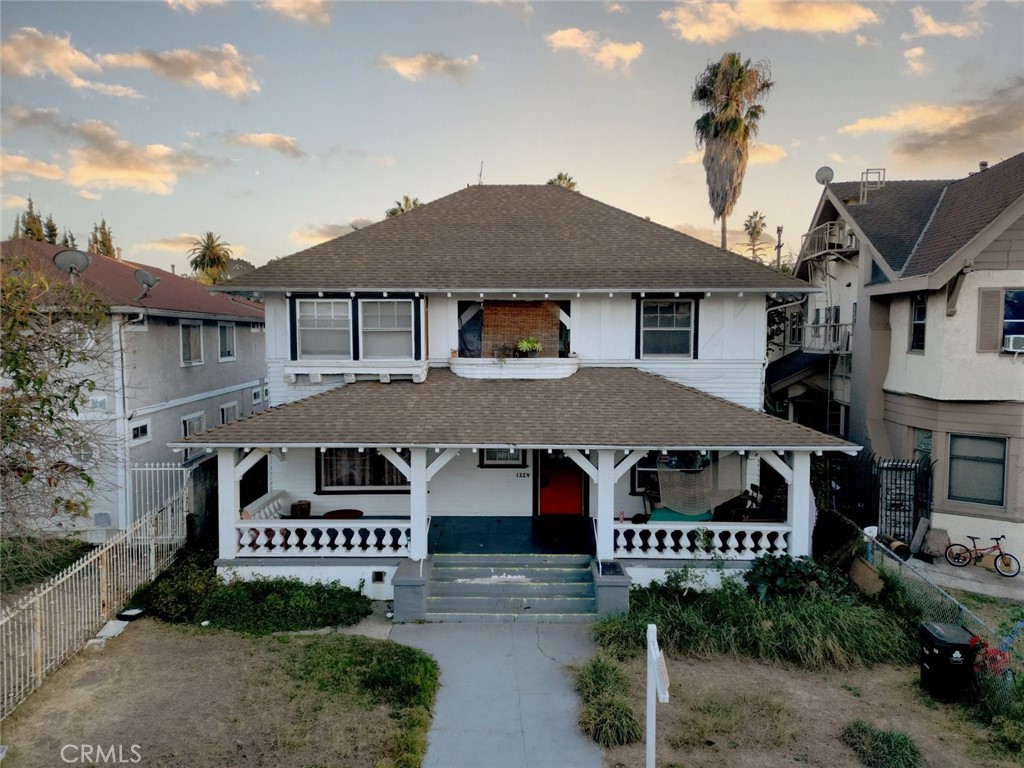 1324 S Westlake Avenue Property Photo 1