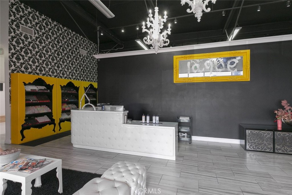 13041 Victory Property Photo 28
