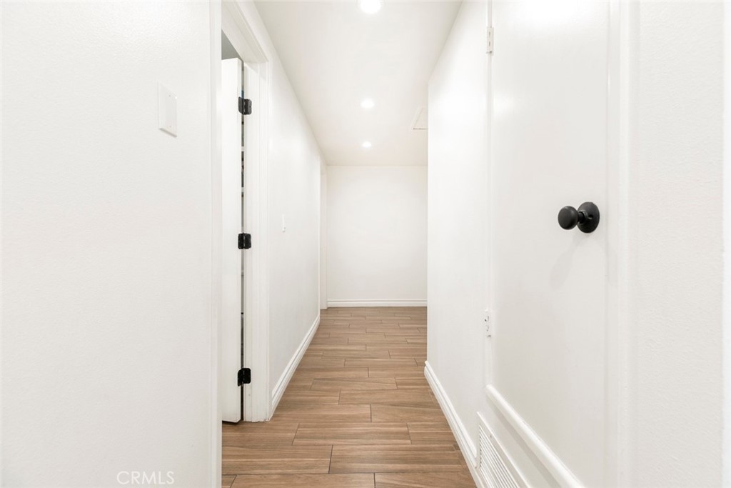 27964 Carvel Drive Property Photo 17
