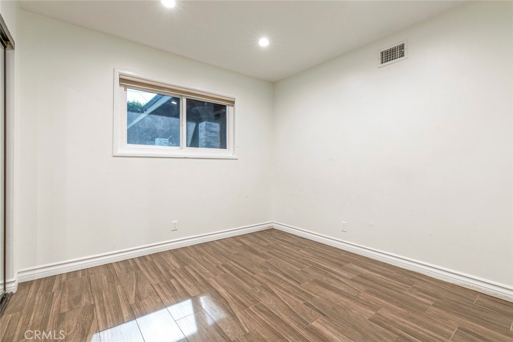 27964 Carvel Drive Property Photo 20