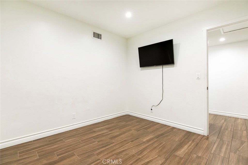 27964 Carvel Drive Property Photo 22