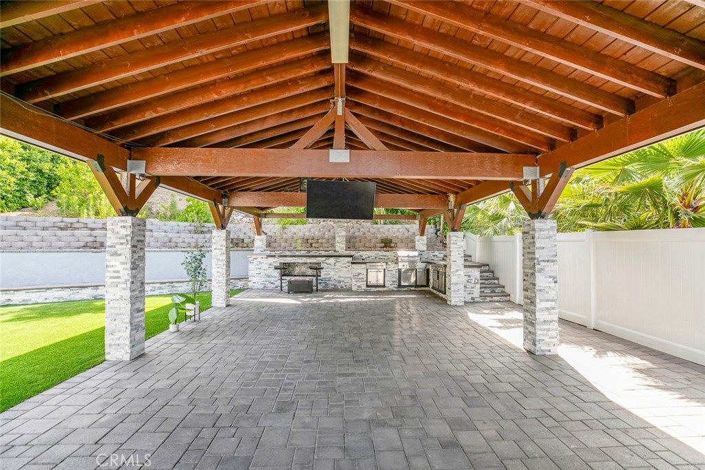 27964 Carvel Drive Property Photo 33