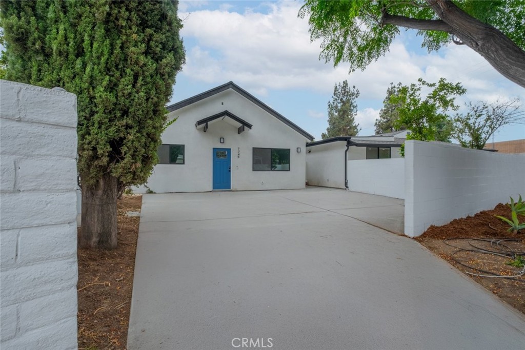 7734 N Glenoaks Boulevard Property Photo 22