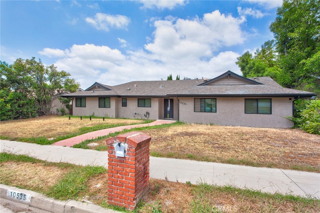 10535 Reseda Boulevard Property Photo 1