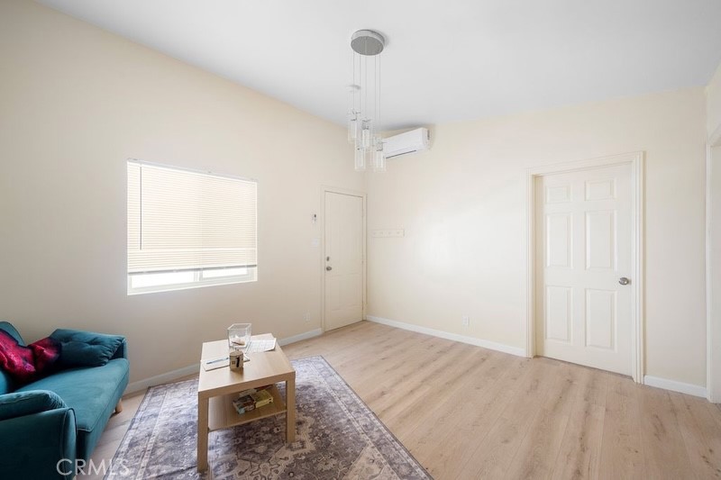 10224 Fernglen Avenue Property Photo 12