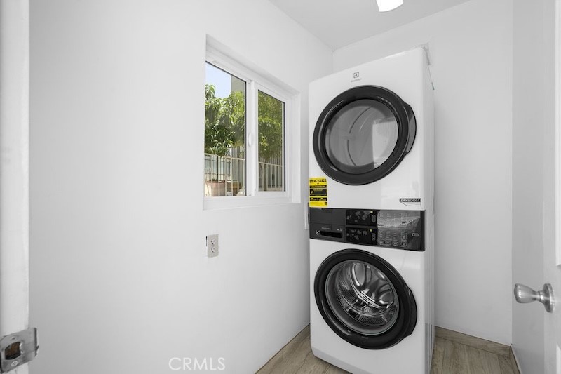 10224 Fernglen Avenue Property Photo 29