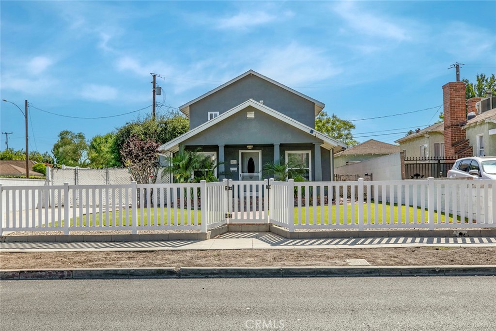 417 N Lamer Street Property Photo 1
