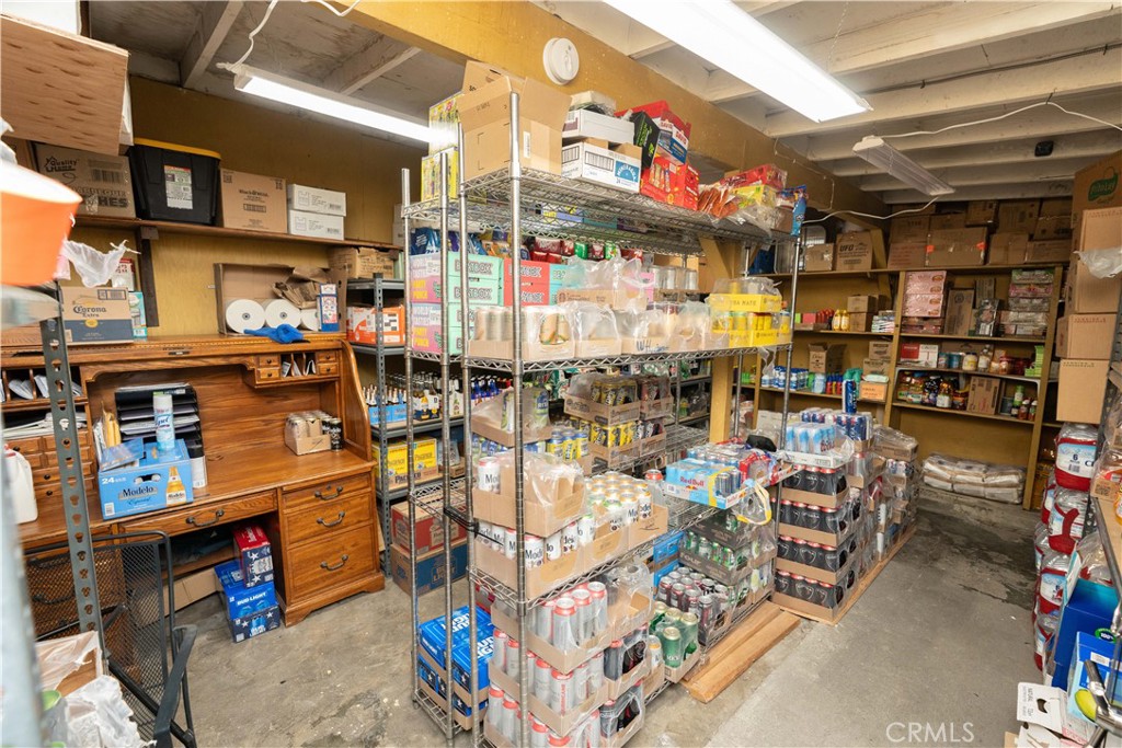 285 W 9th Street Property Photo 7