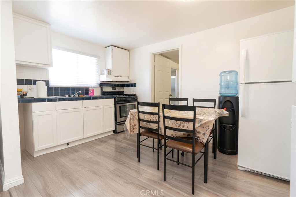 285 W 9th Street Property Photo 18