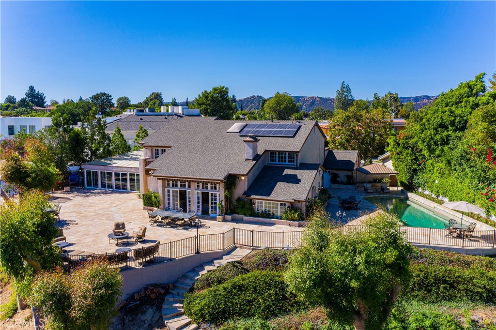 15464 Duomo Via Street