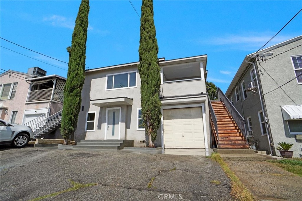 10326 Silverton Ave Property Photo 1
