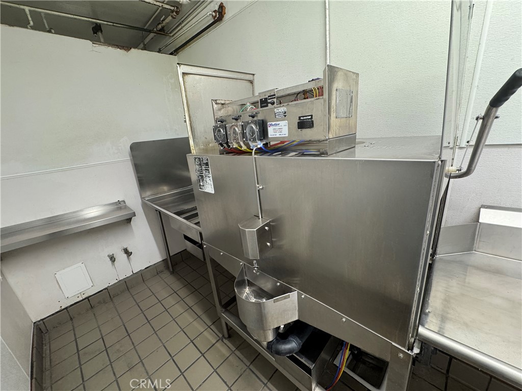 13526 Central Avenue Property Photo 18