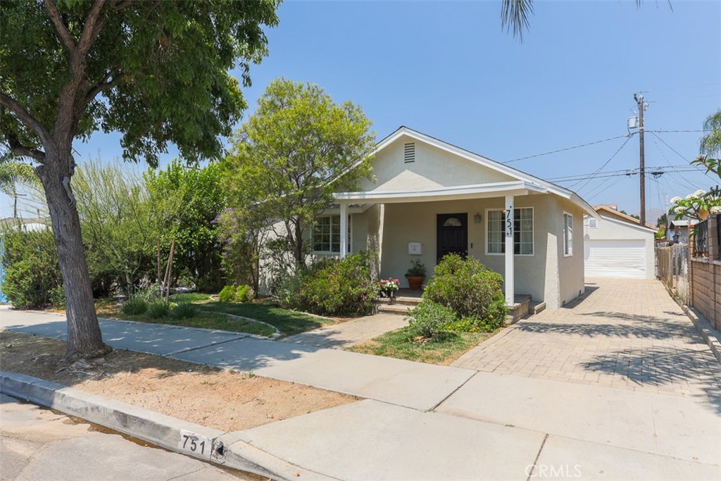 751 Harps Street Property Photo 1