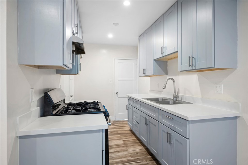 2930 Fairmount Avenue E Property Photo 1