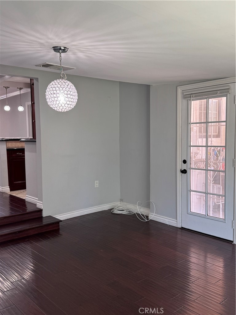 8739 Tyrone Ave Property Photo 10