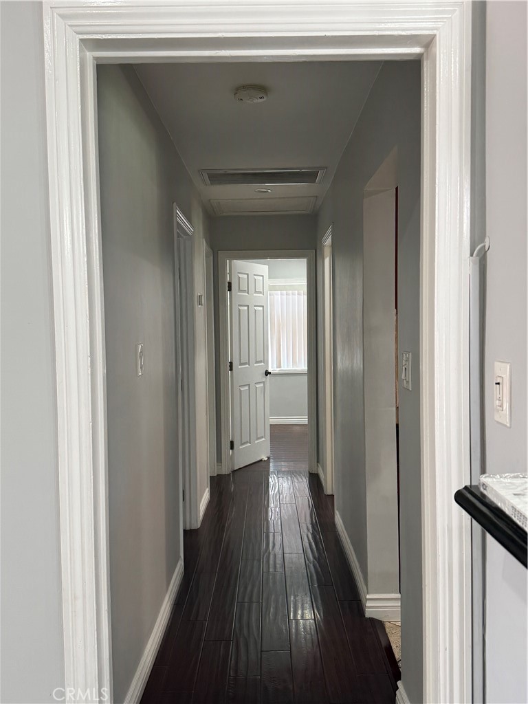 8739 Tyrone Ave Property Photo 12