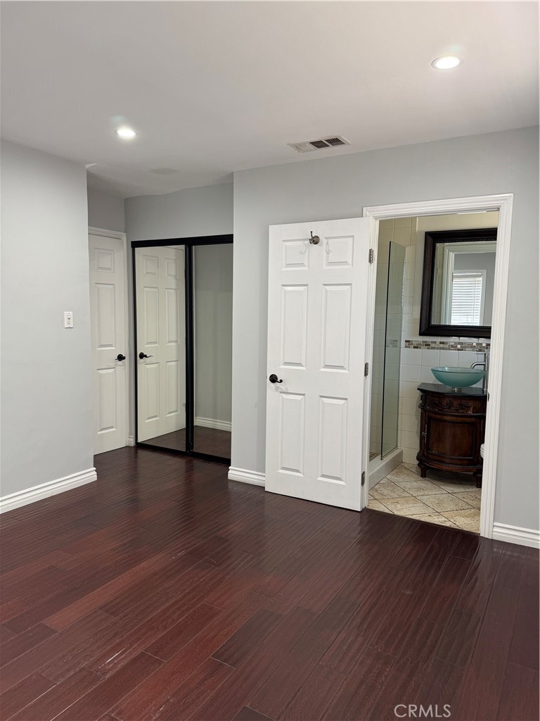 8739 Tyrone Ave Property Photo 24