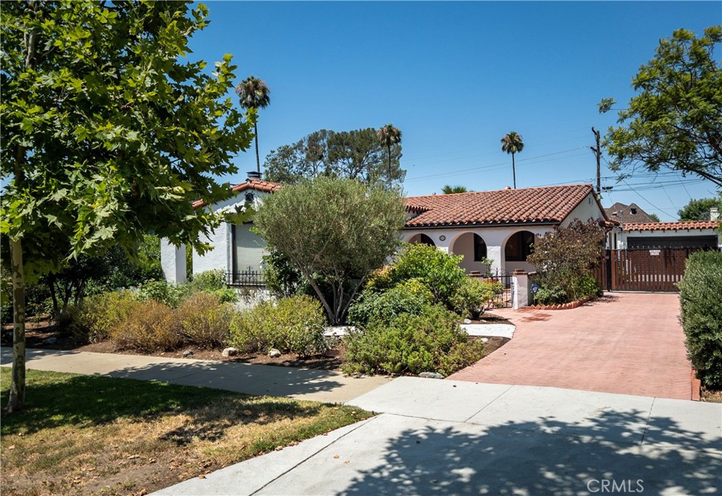 1229 Highland Avenue Property Photo 1
