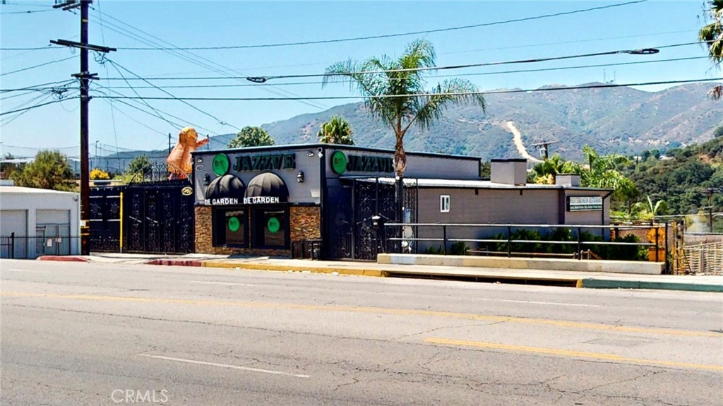 6500 Foothill Boulevard Property Photo 7