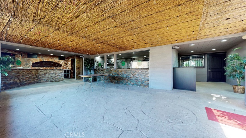 6500 Foothill Boulevard Property Photo 19