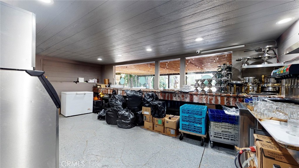 6500 Foothill Boulevard Property Photo 27