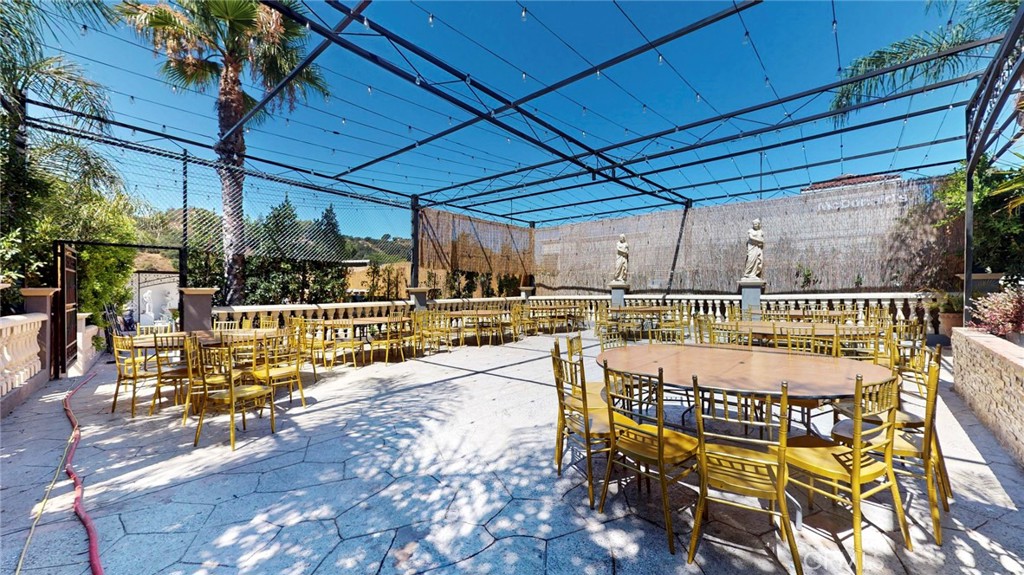 6500 Foothill Boulevard Property Photo 34