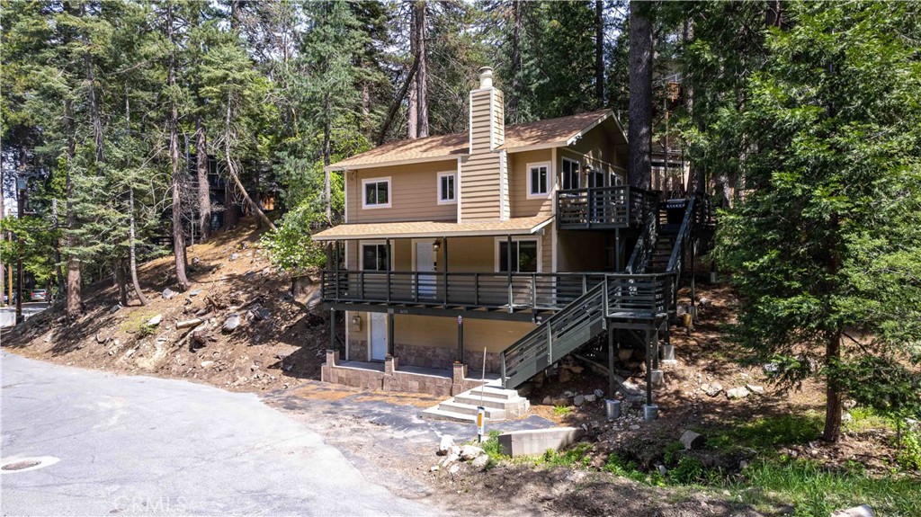 26131 Lake Forest Drive Property Photo 13
