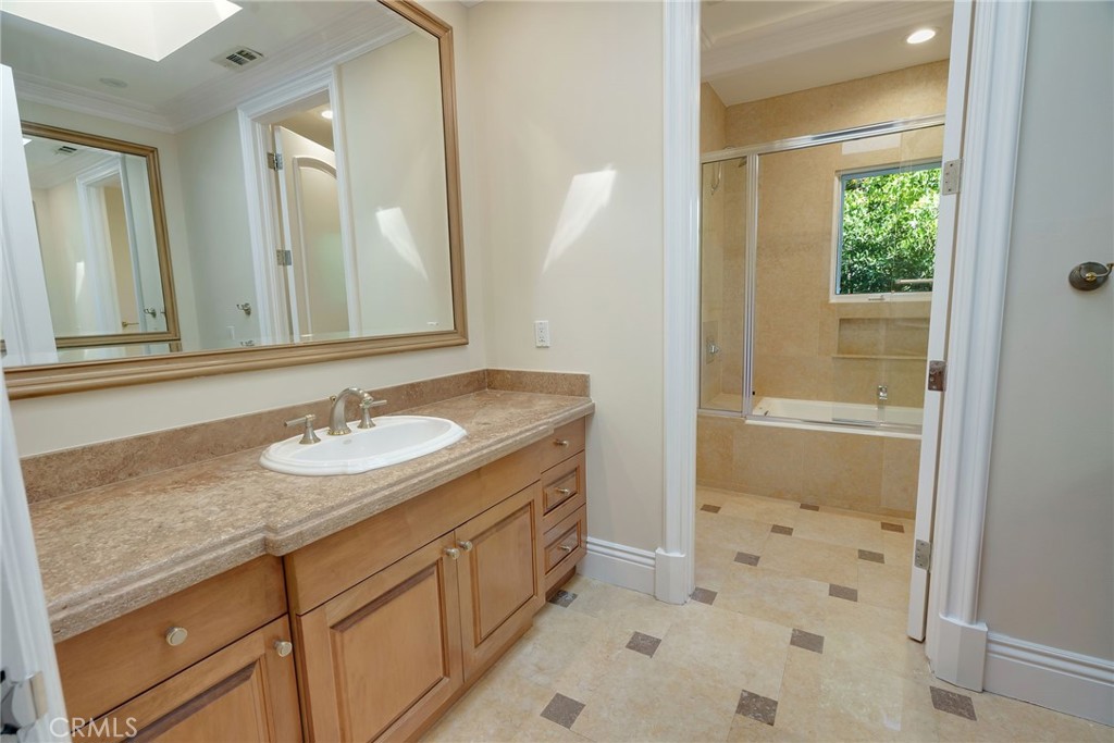 2784 Deep Canyon Drive Property Photo 24