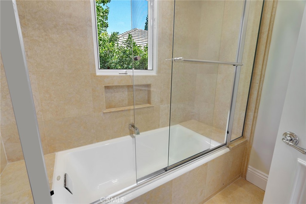 2784 Deep Canyon Drive Property Photo 25