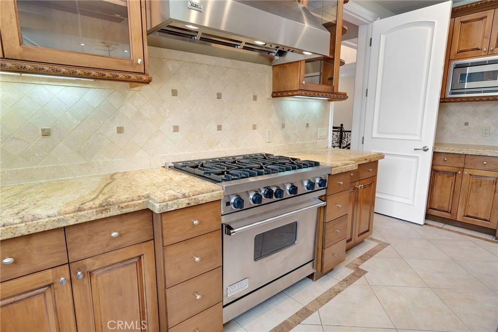 2784 Deep Canyon Drive Property Photo 41