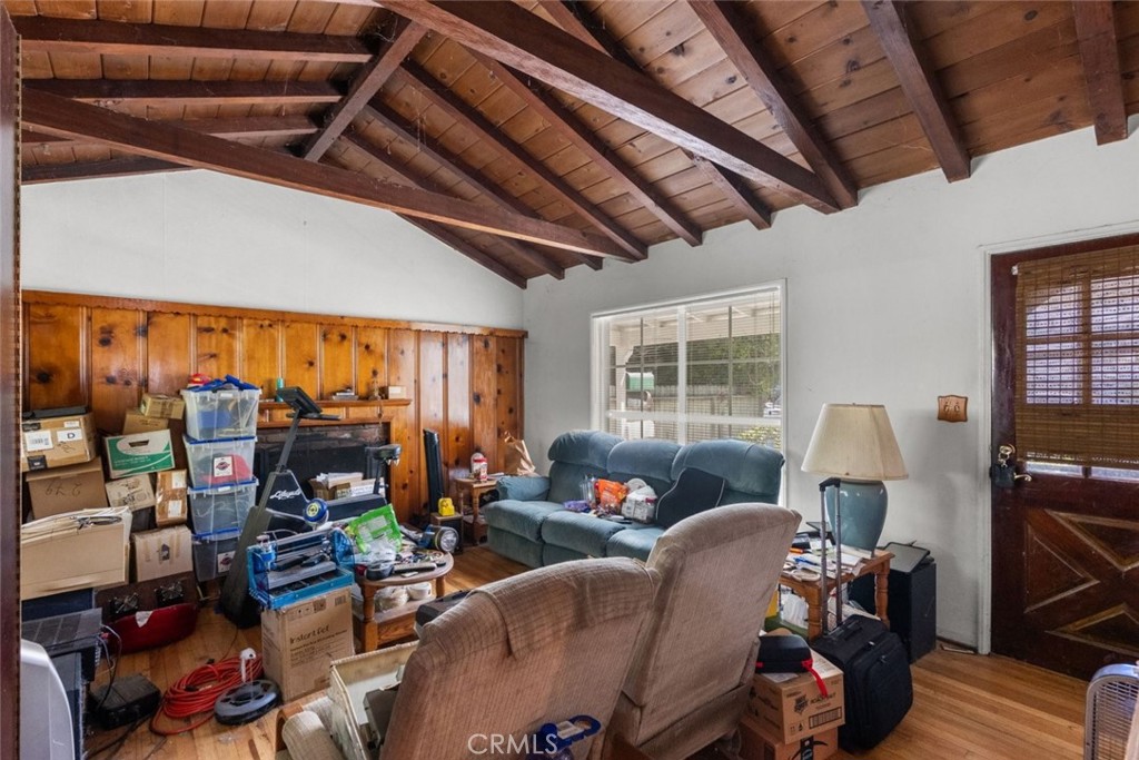 4617 Tilden Avenue Property Photo 4