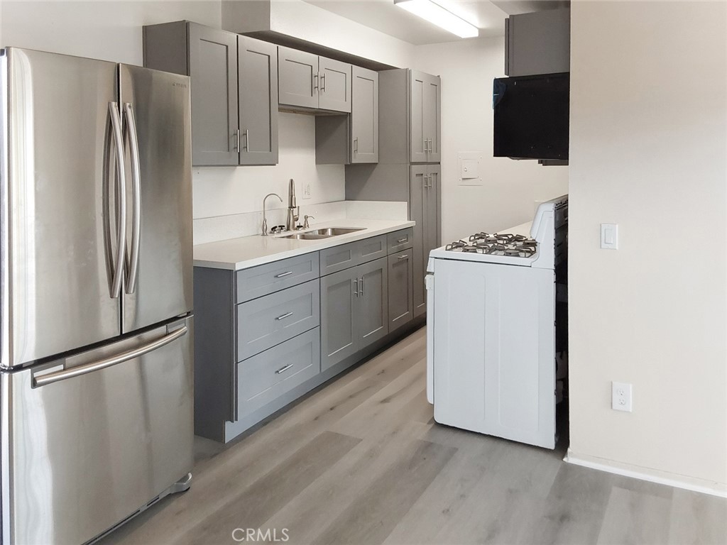 1006 Boynton Street 2 Property Photo 5