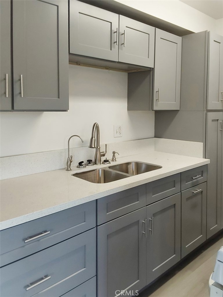 1006 Boynton Street 2 Property Photo 11