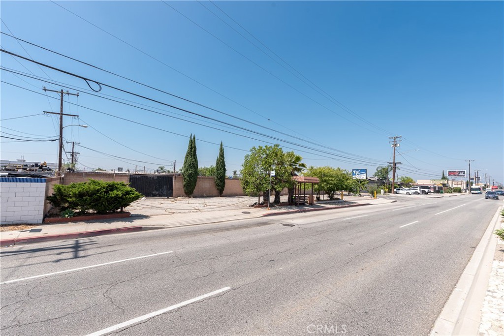 15204 Arrow Hwy Property Photo 4