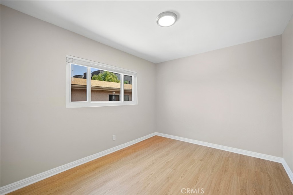 327 S Avenue 57 Property Photo 10
