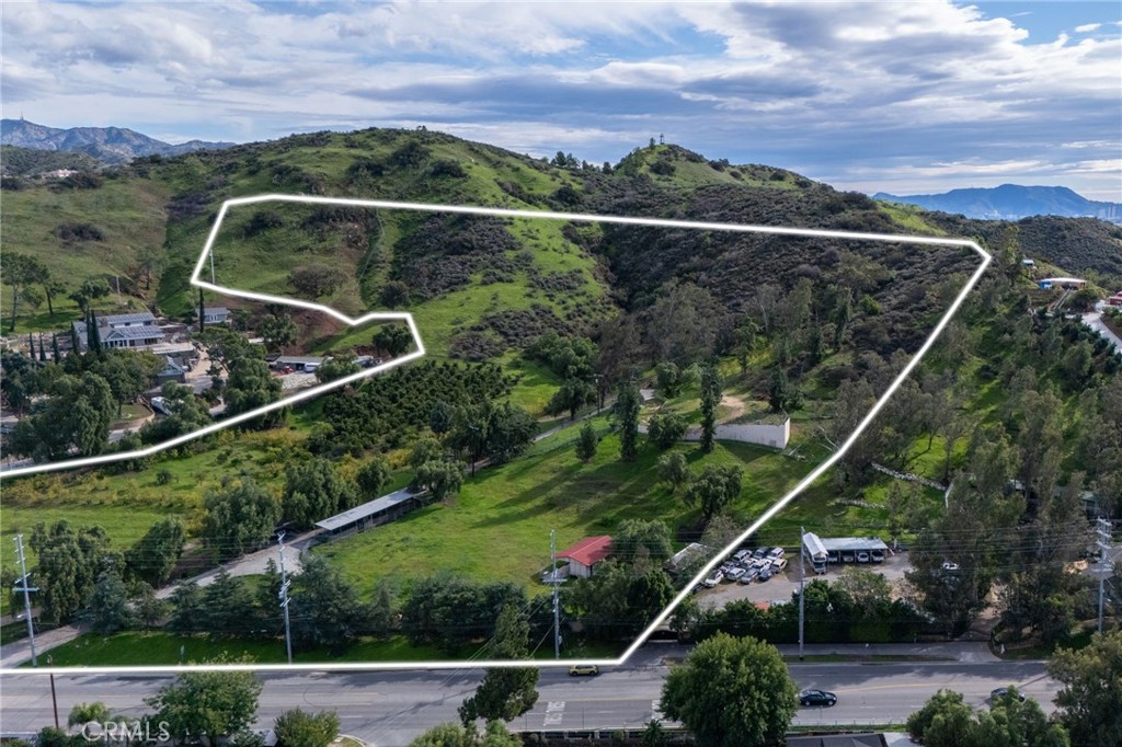 9528 N Sunland Blvd Property Photo 4