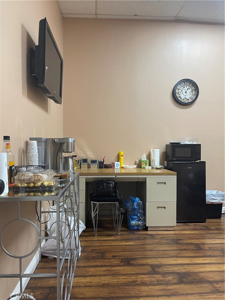 12643 Sherman Way E2 Property Photo 18