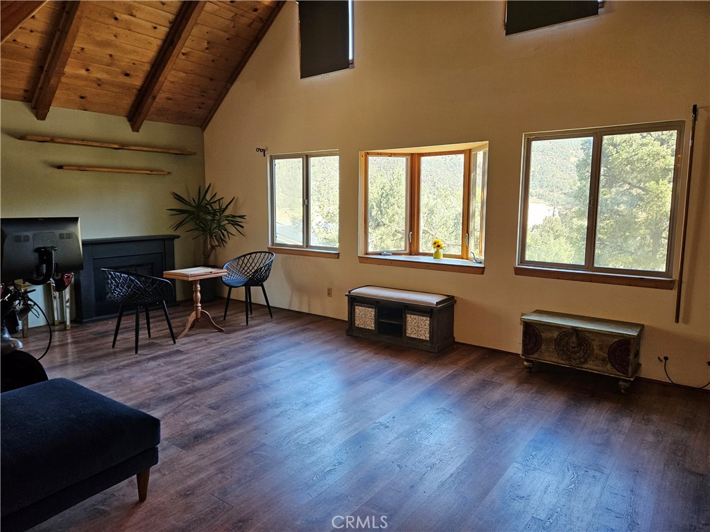 1317 Leisure Lane Property Photo 7