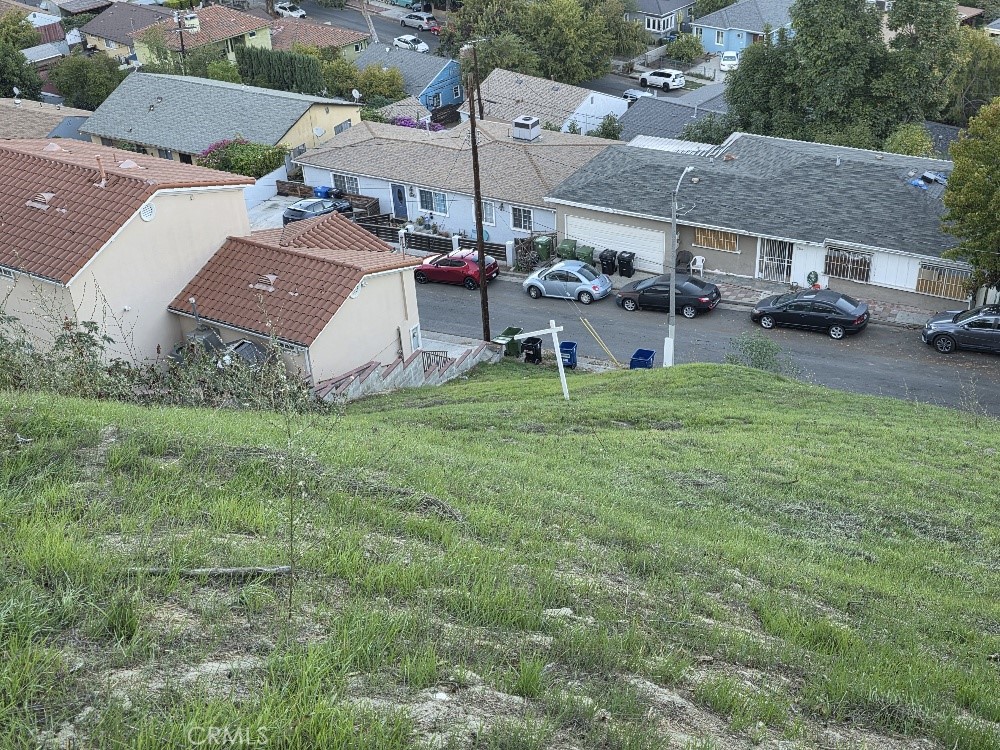 2818 N Adkins Avenue Property Photo 2