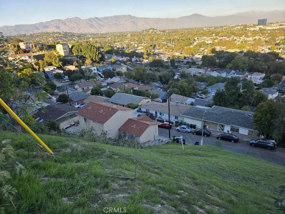 2818 N Adkins Avenue Property Photo 9