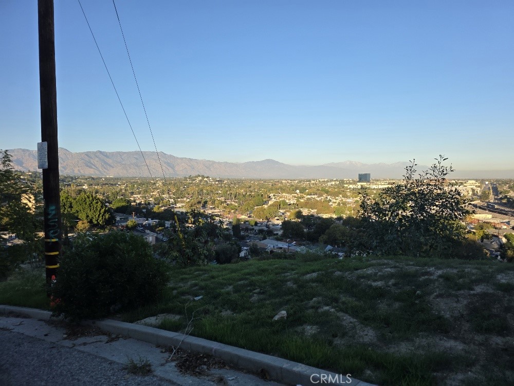 2818 N Adkins Avenue Property Photo 11
