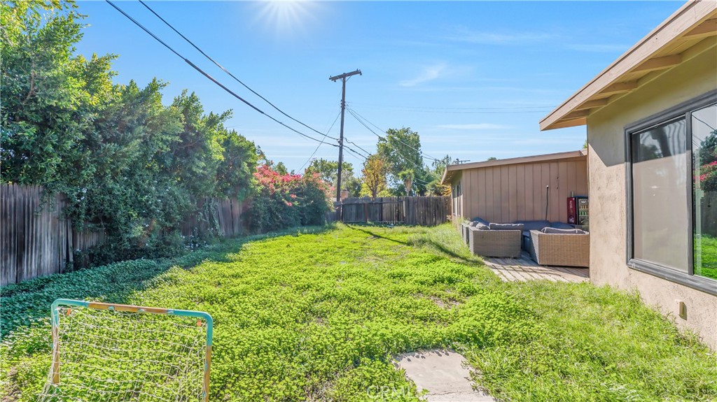11200 Amestoy Property Photo 51