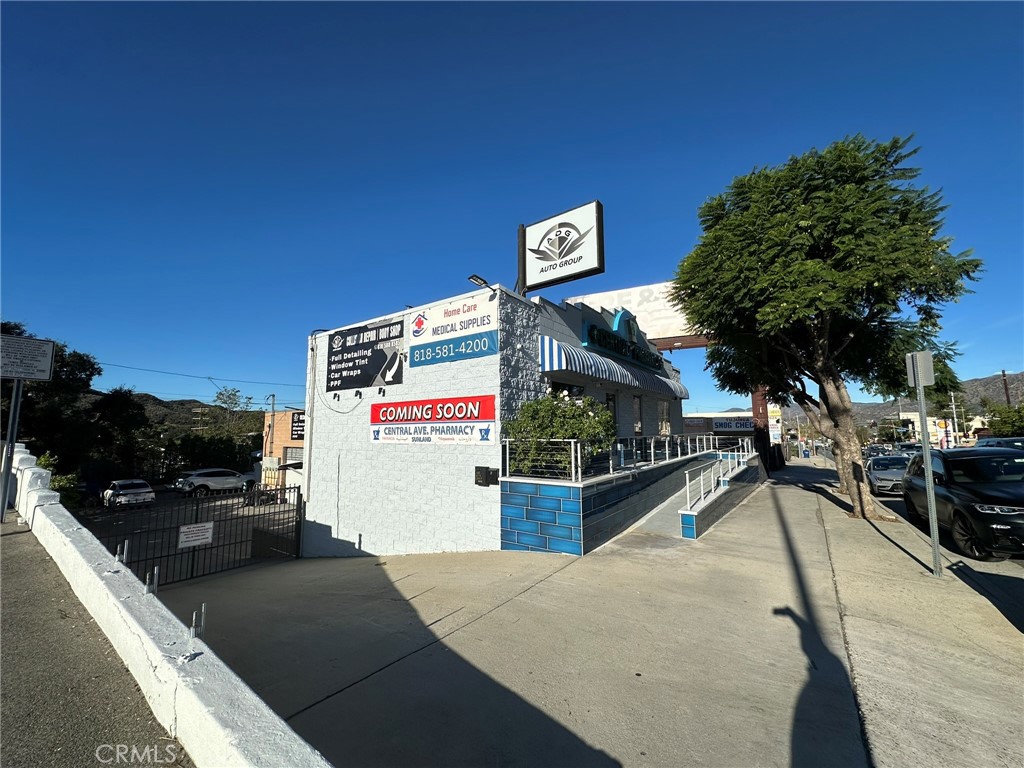 7616 Foothill Boulevard Property Photo 2