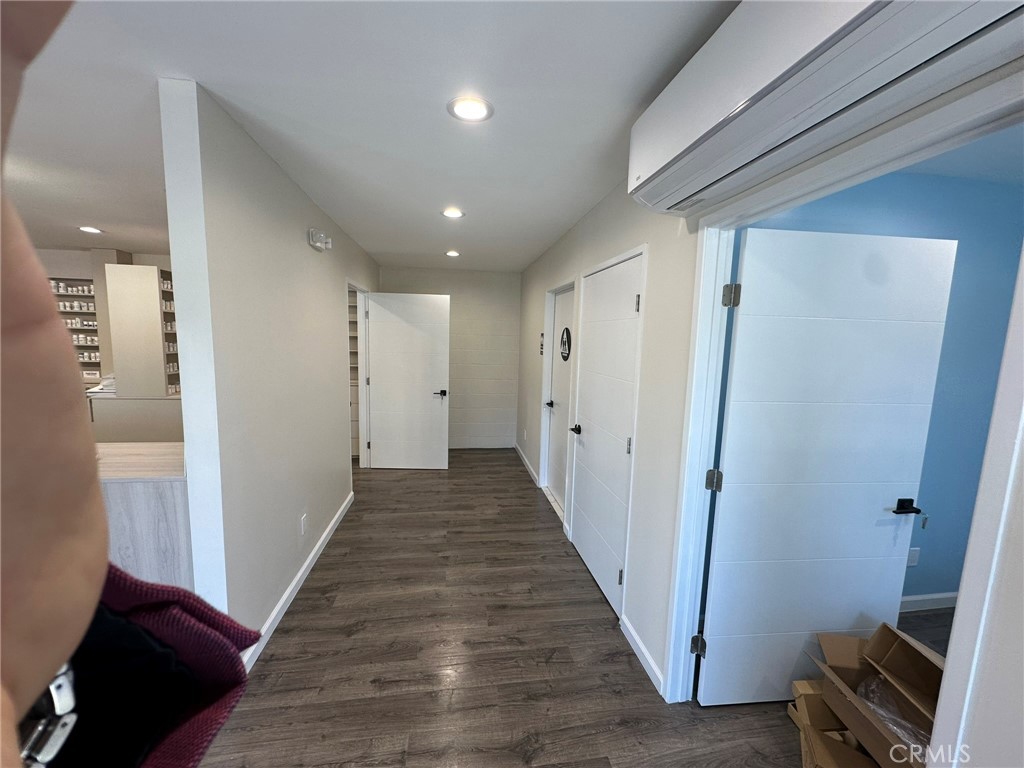 7616 Foothill Boulevard Property Photo 11