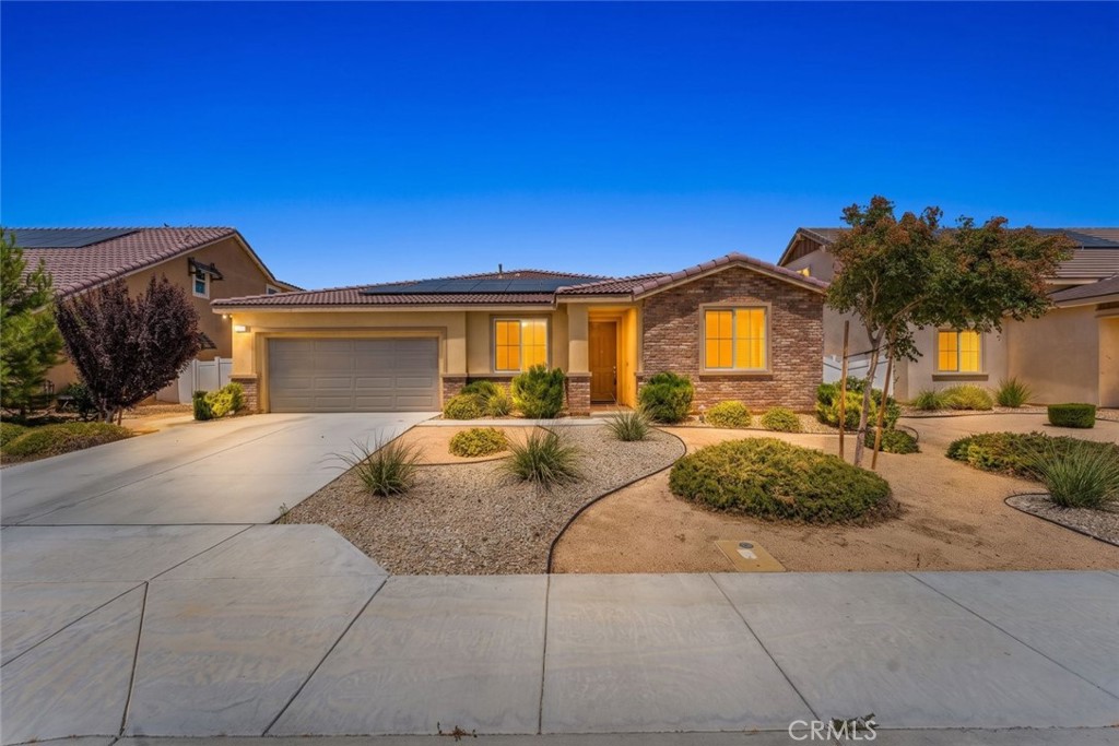 2107 Helconia Court Property Photo 1
