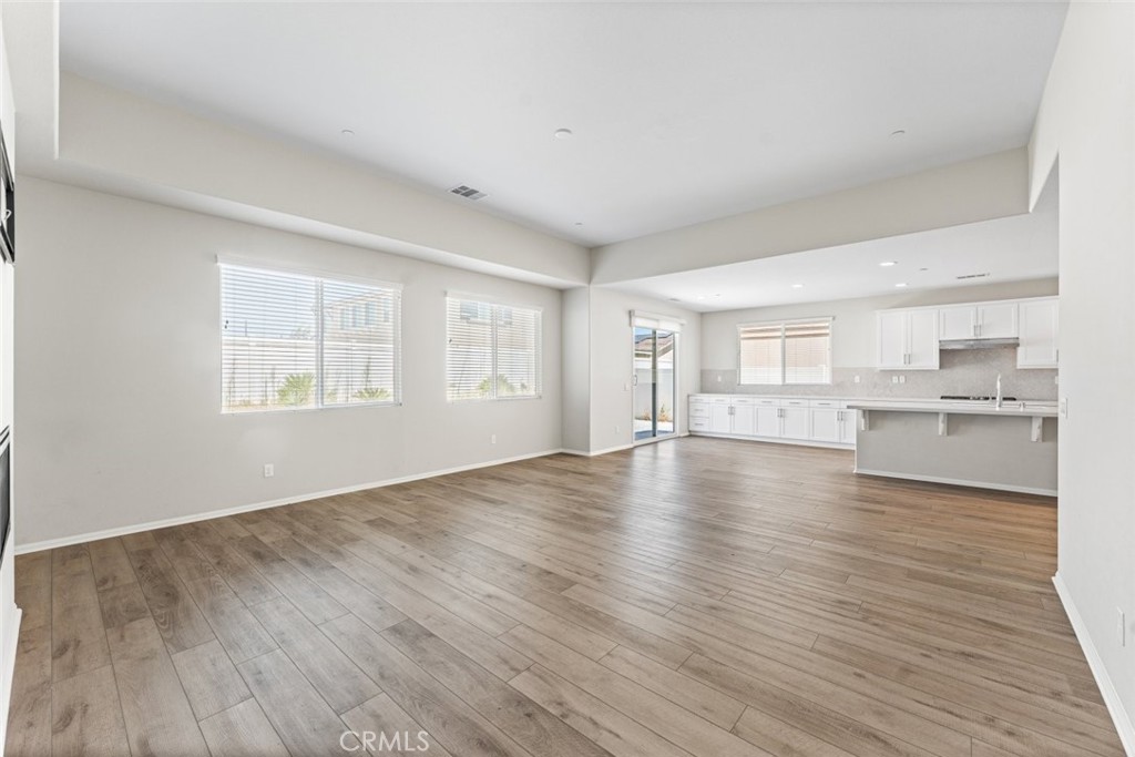 2107 Helconia Court Property Photo 12